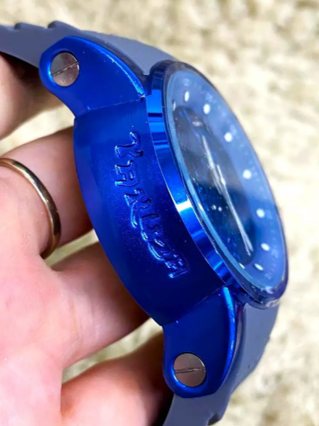 Relógio de Pulso INVICTA Yakuza Cinza Azul